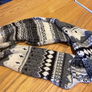 INFINITY SCARF
